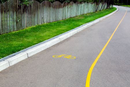 White stone curb